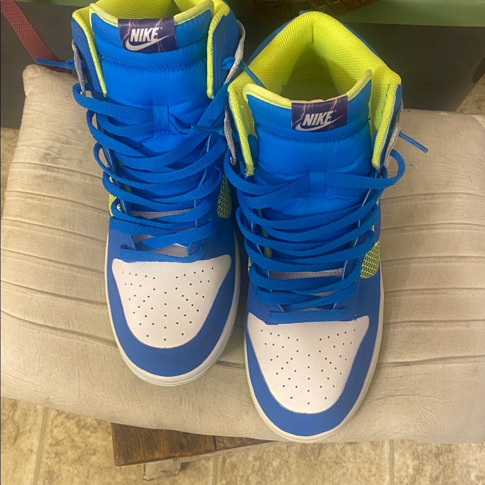 Nike Blue and Neon Yellow High-Top Sneakers - Picture 8 of 8